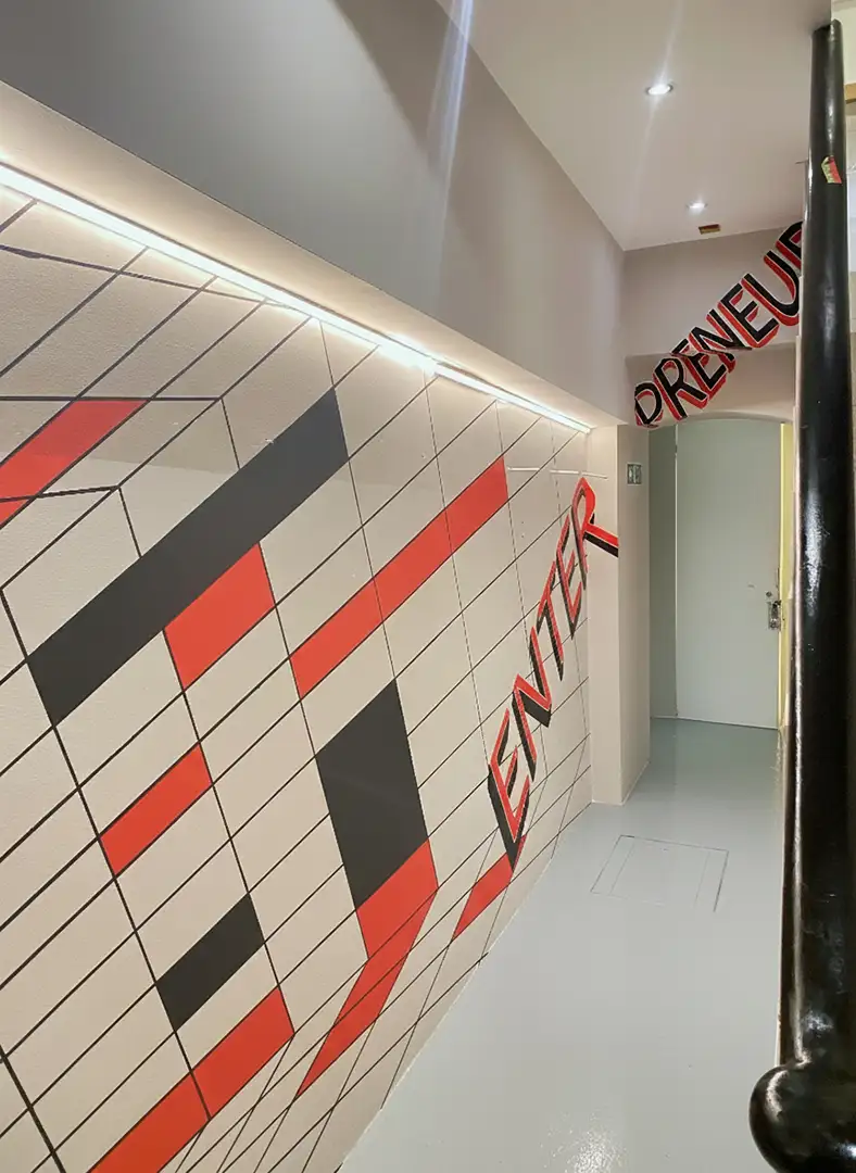 Graphic Style Signwriting mural for Entrepreneur Centre, Central London